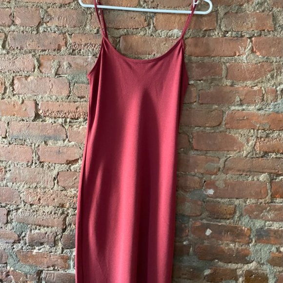 Red American Apparel midi dress - Picture 4 of 4